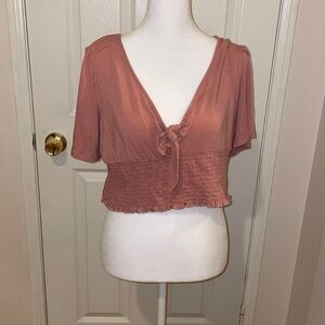 Women’s American Eagle crop top Size large with ruffles​​​​​​